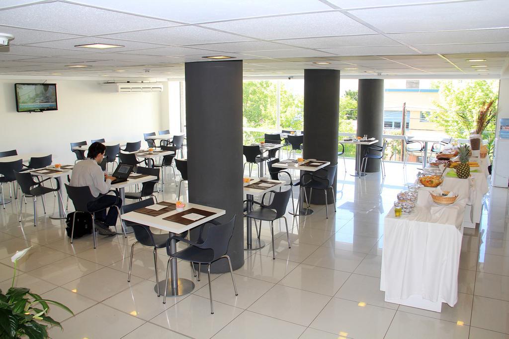 Hotel Neu 354 Neuquén Dış mekan fotoğraf