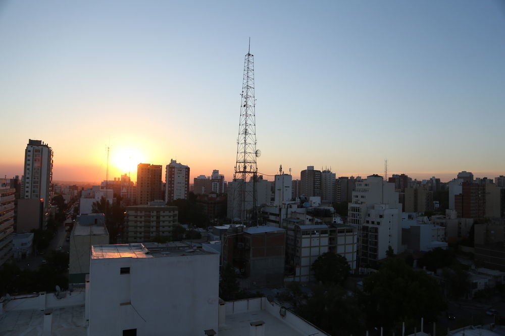 Hotel Neu 354 Neuquén Dış mekan fotoğraf