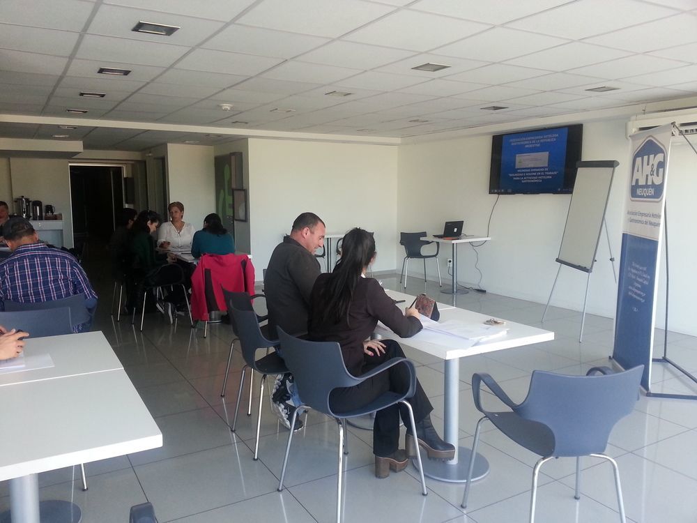 Hotel Neu 354 Neuquén Dış mekan fotoğraf